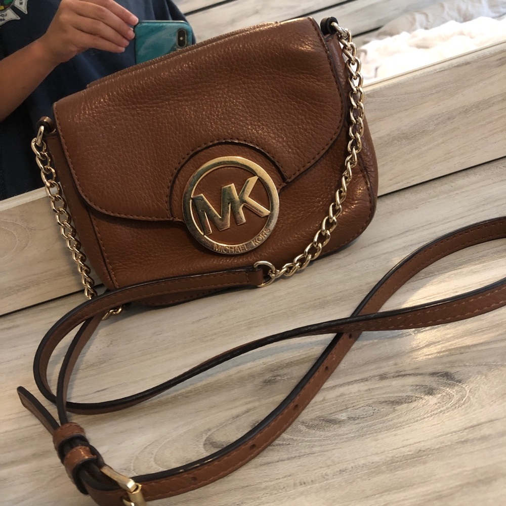 Michael Kors dross body purse